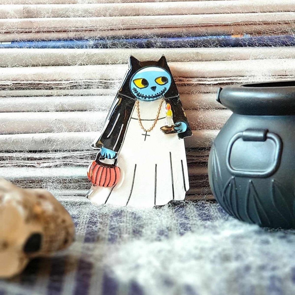 Sister Meow Oooo Brooch