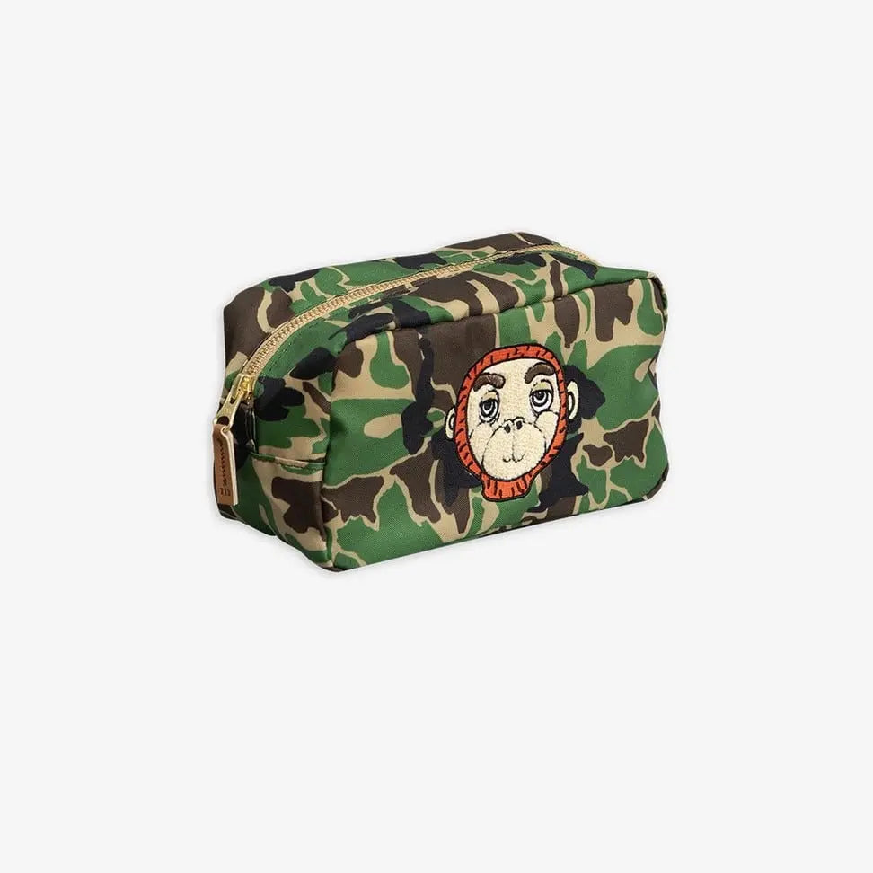 Camo case green