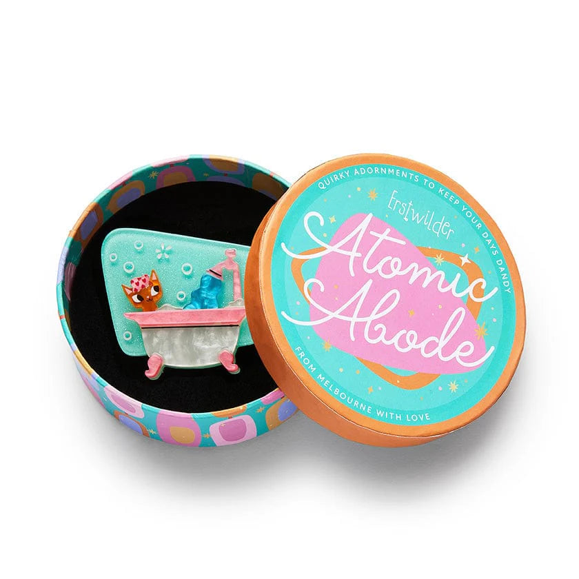 Betty the Bathing Kitty Brooch